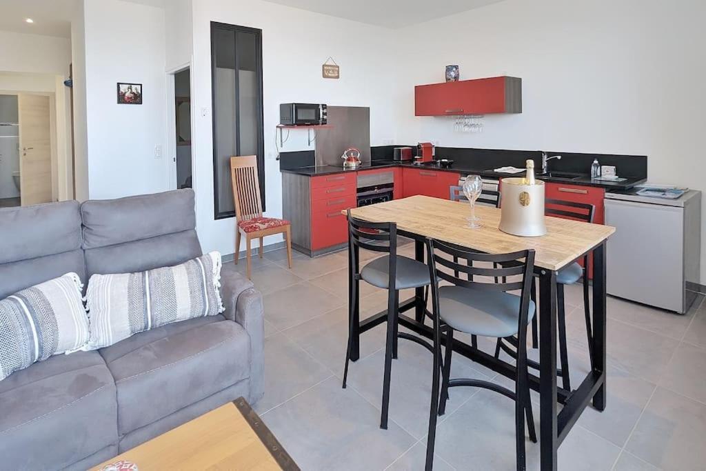 Appartement Pour 3 Personnes Sur La Plage Les Pieds Dans Leau Plonévez-Porzay المظهر الخارجي الصورة